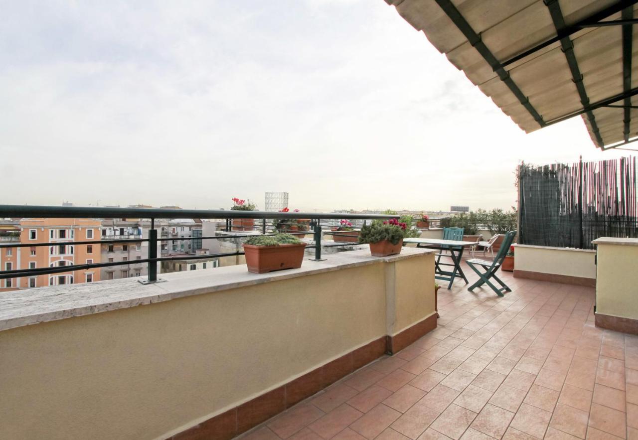 Ferienwohnung In The Clouds Over Trastevere, Penthouse Studio Rom Exterior foto