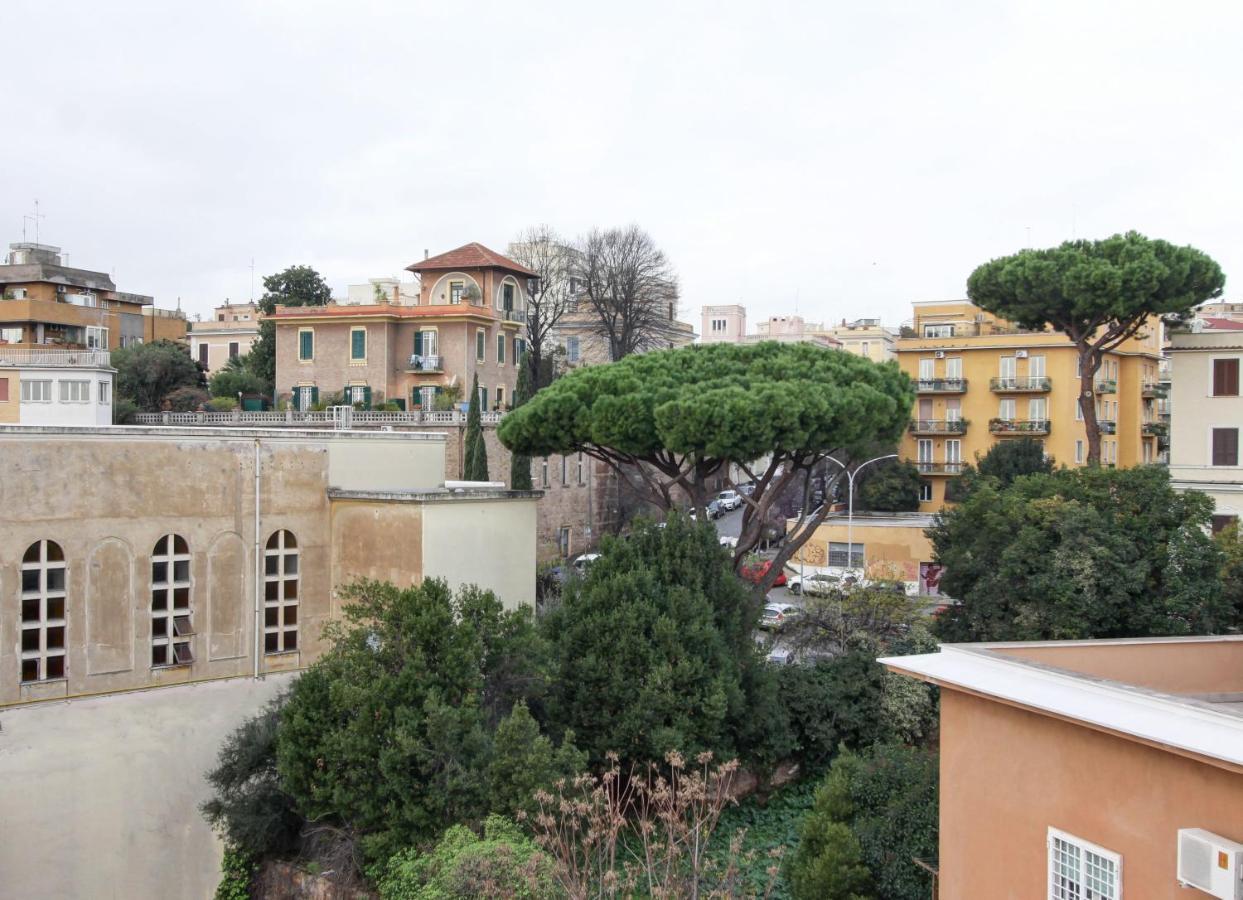 Ferienwohnung In The Clouds Over Trastevere, Penthouse Studio Rom Exterior foto